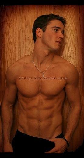 Jeremy - Bodyshot
