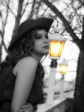 Jiji Hise - Black & White