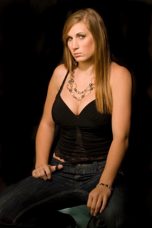 Stephanie Brink - Sitting