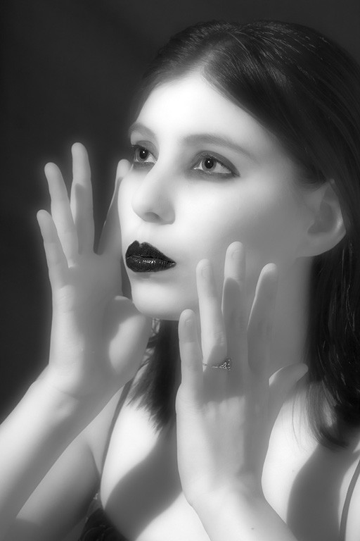 Ivy Pearl - Hollywood