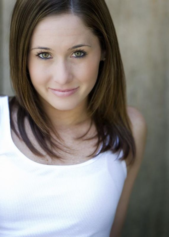 Kat - Headshot