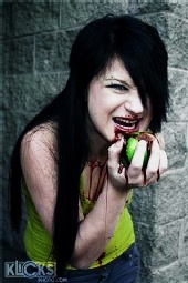 Jenn - Zombie