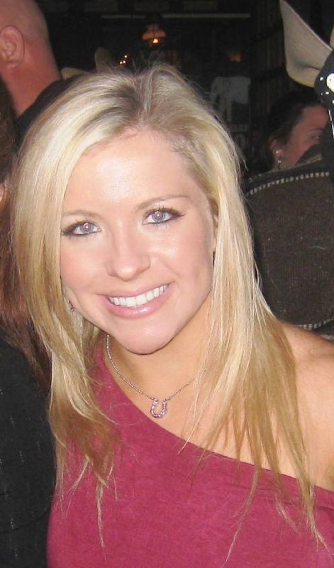 Miss Jennifer - Casual 23