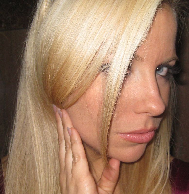 Miss Jennifer - Casual 24