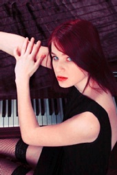 Amanda Leigh - Piano 2