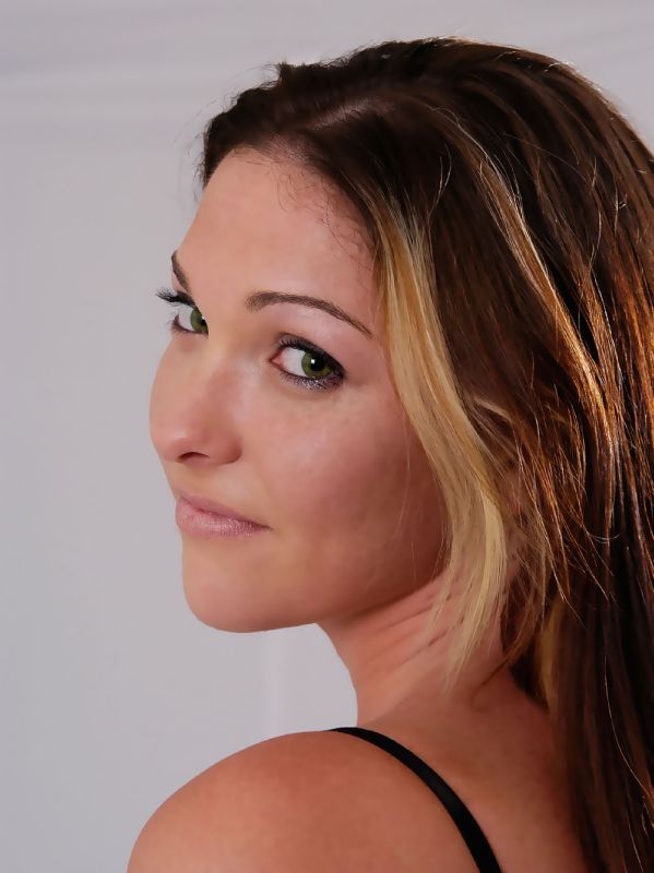 diamond York - over shoulder