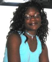 Ladie Isis - A smile for the camera