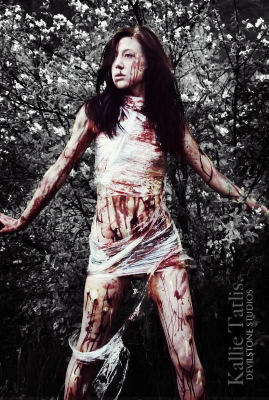 Kallie Tatlis - macabre