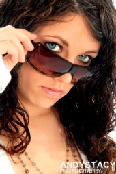 Cassandra W - look into my eyes