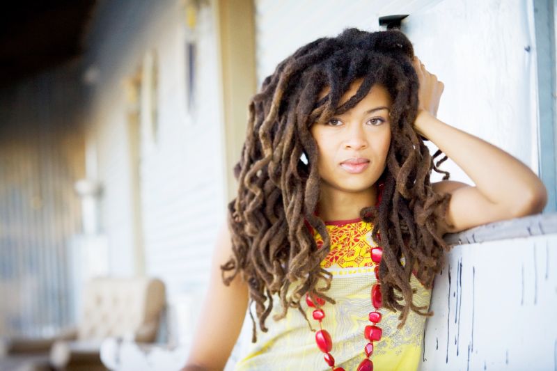 Valerie June - Red, Red and more Red