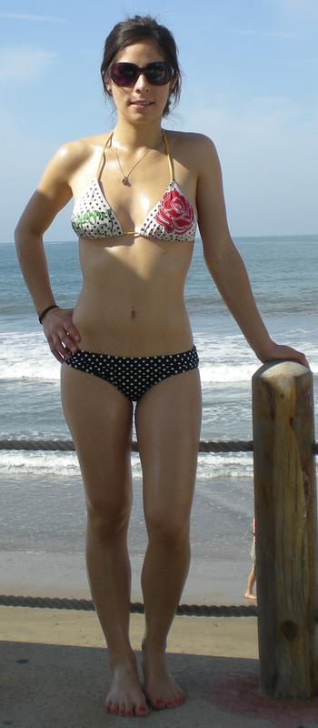 Cecy - Complete body figure