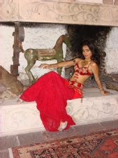 EDG - Serket Mahsaty - Tony by the fireplace