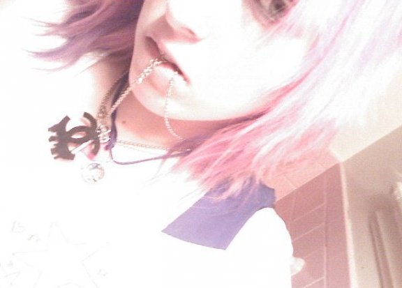 dee_t0xik - Pink haired lovely.