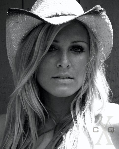 casey - Cowgirl shoot