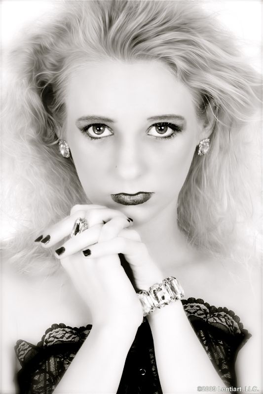 Ashley W Modeling