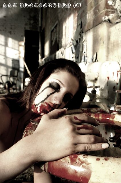 Miss Bella E? - *