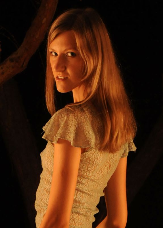 Vi Tosya - Look