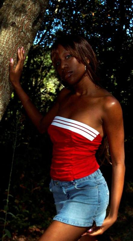 Sydnee - Outside