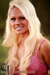 Alisha Olson - Headshot