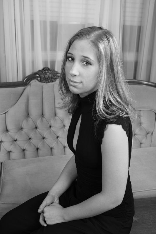 Lil Blondie - Sylvia