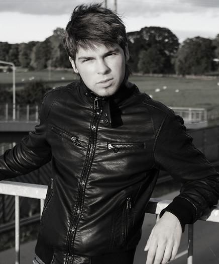 Thomas Luv - over the edge