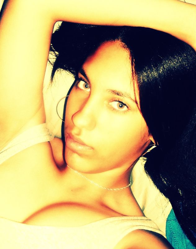 Nessa - self photo