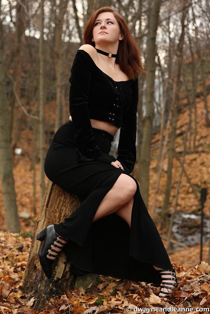 Leah Havok - Witchy Shoot