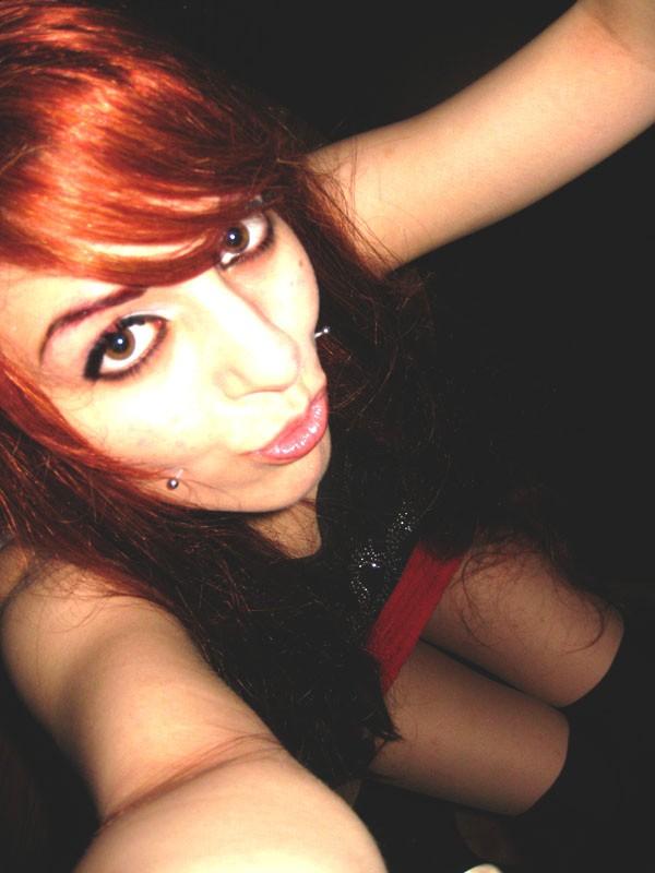 Ambrelynn - I can be pretty, too.