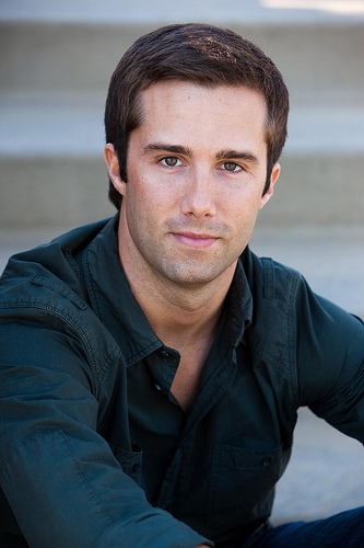 Steven Elliott
