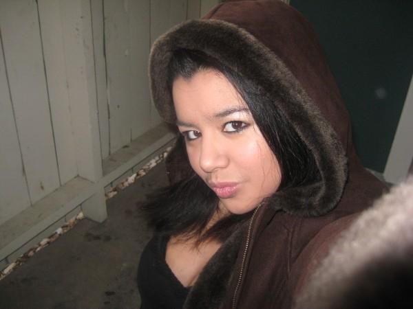 Sara Anguiano - Outside