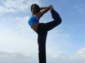 DeAnna - Leg Stretch