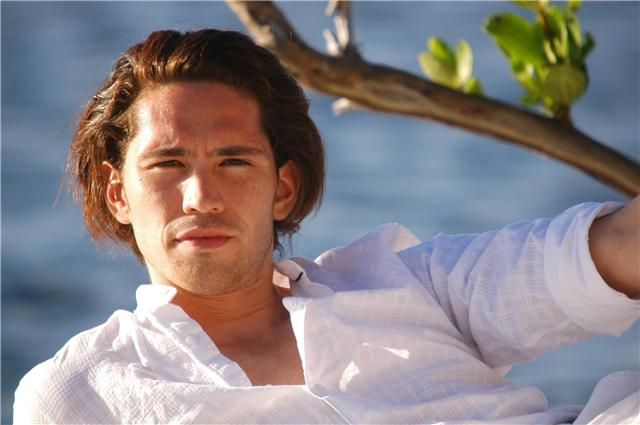 EdMundo - Grove Isle