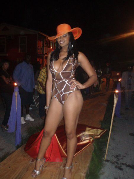 Relle Antonette - Swimsuit Runway