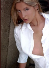 Alana - Up close headshot2