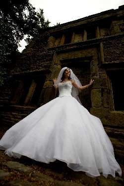 Lisa - Blushing Bride