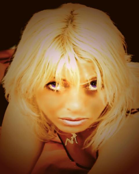 angelbabedebs - blue eyes