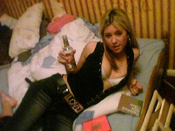 Lora - me @ piss up @ ma house boxin day