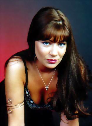 Cats Eyes - publicity shot