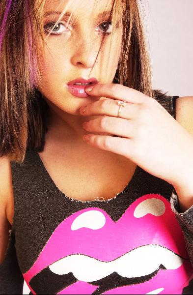 Samantha Louise - Lips