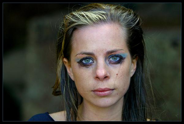 Lucy Morris - Pain