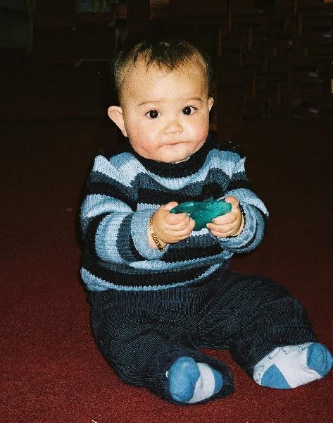 Coby - ho-yeung sitting up, 9 months old