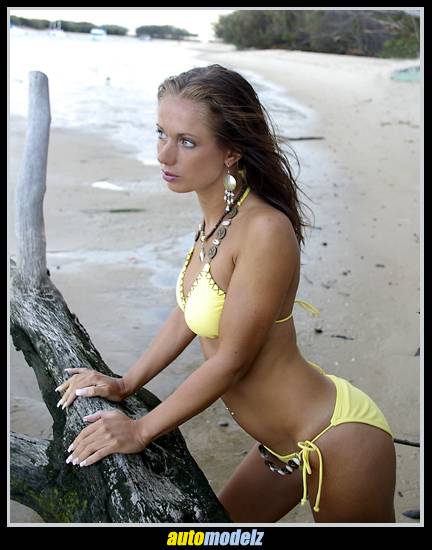 Emeralde - Out to sea