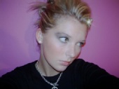 Laurell - Laura