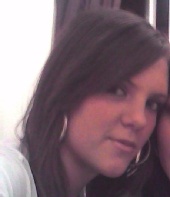 Nikki - straight hair