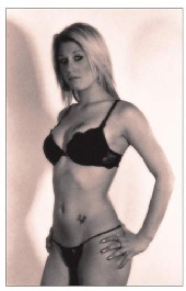 Kinky Lucy - Black Lingerie