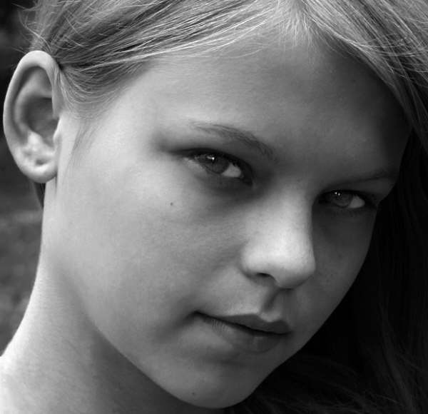 Dani - Black and White