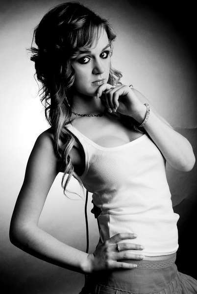 BeccaLouise - Fashion
