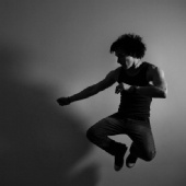 Johnny - Flying