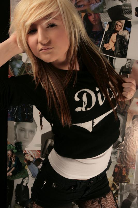 Alice Green - Dirty Shirty Clothing