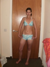 deannaz - Full Body Shot